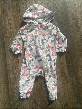 Tapout Hooded One-Piece in Light Gray with Red and Black Logos